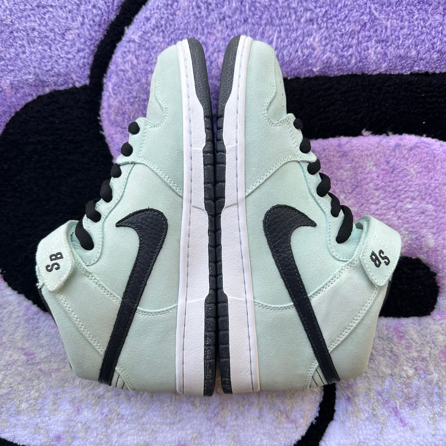 Nike Sb Dunk Mid 