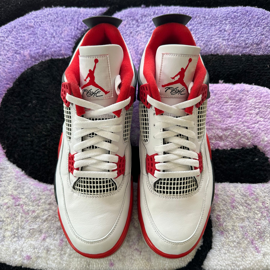 Air Jordan 4 