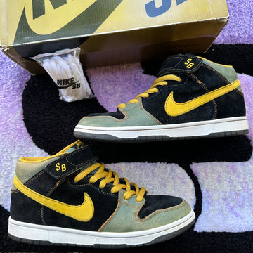 Nike Sb Dunk Mid 