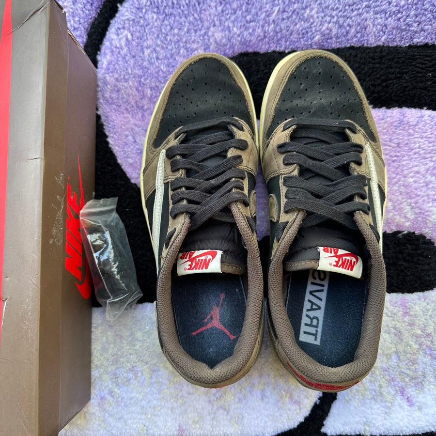 Air Jordan 1 Low Travis 