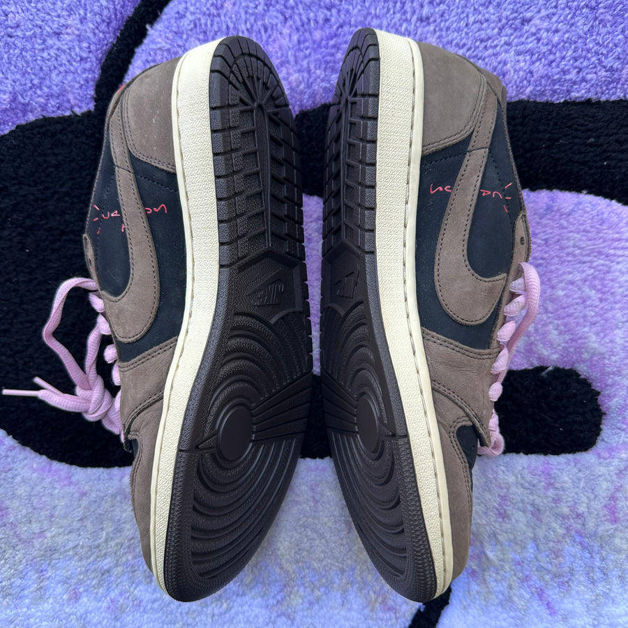 Air Jordan 1 Low Travis 