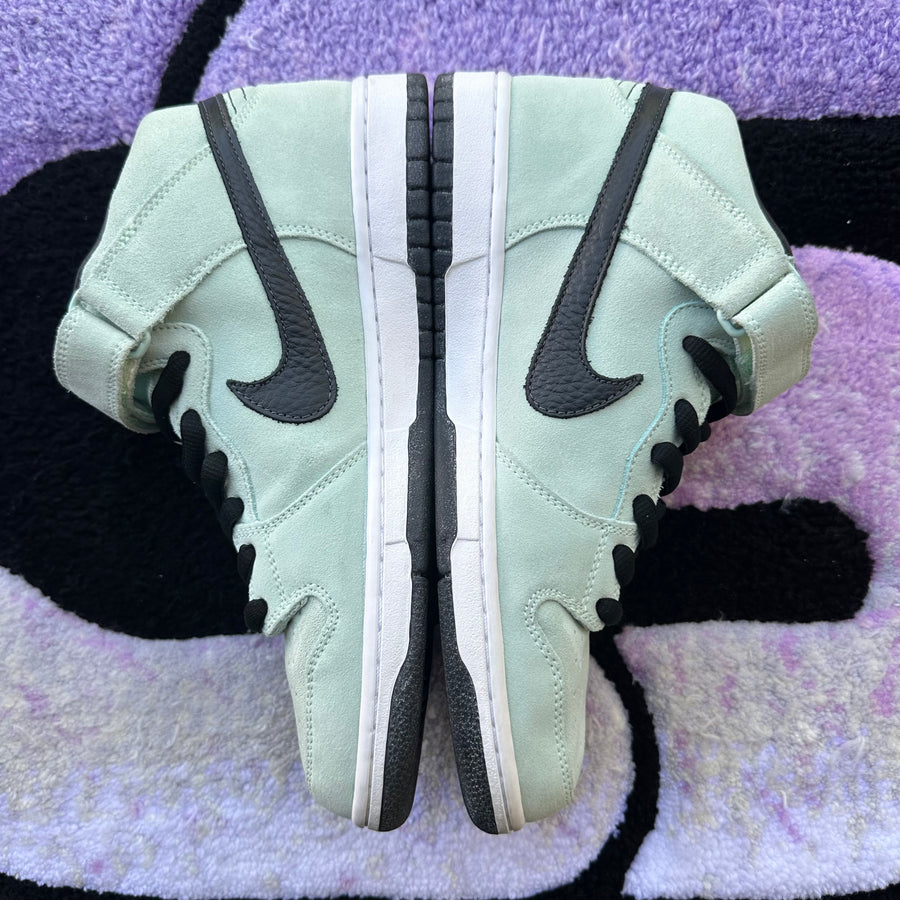 Nike Sb Dunk Mid 