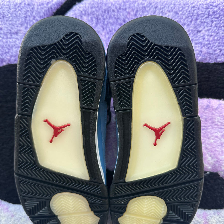 Air Jordan 4 Travis 