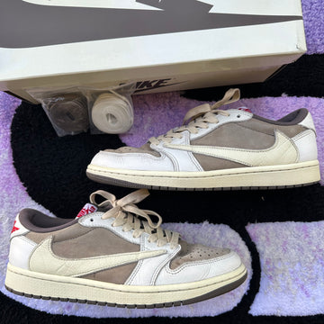 Air Jordan 1 Low 