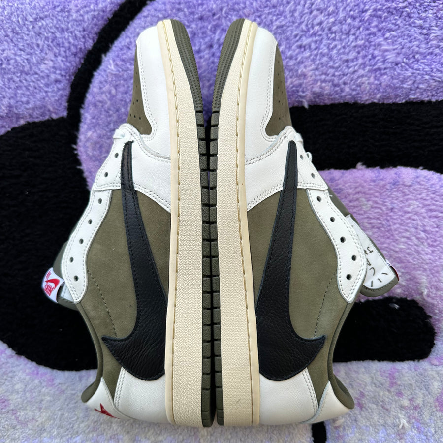 Air Jordan 1 Low Travis 
