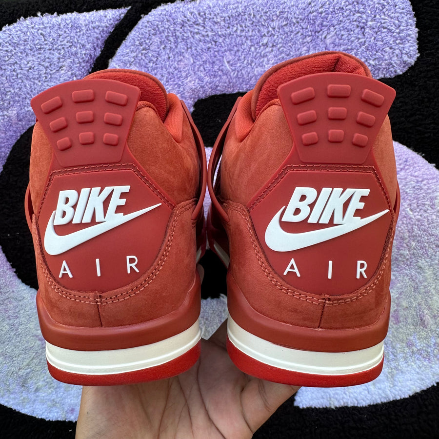 Air Jordan 4 