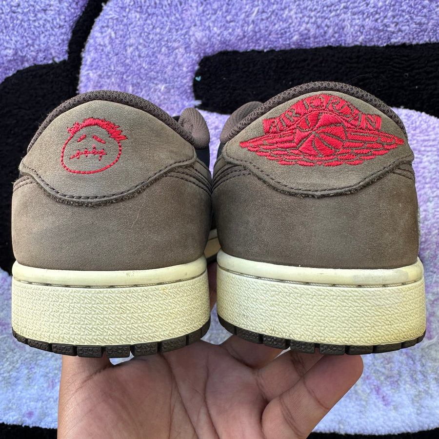 Air Jordan 1 Low Travis 