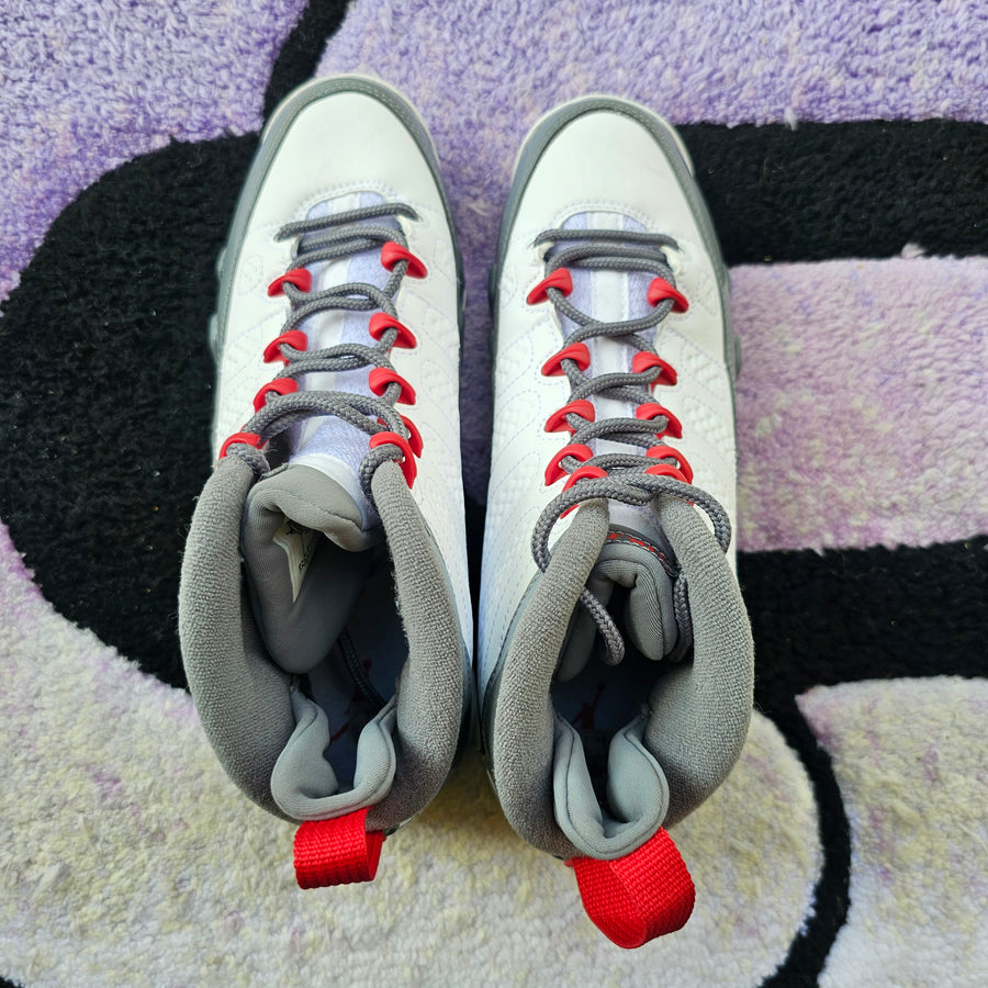 Air Jordan 9 Gs “Fire Red” Size 7Y