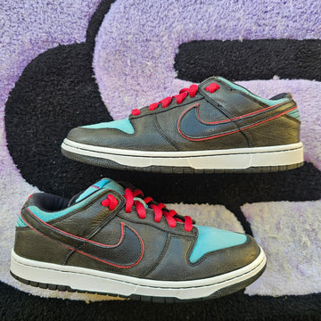 Nike Sb Low SAMPLE “Angels & Demons” Size 9 (1 of 24 ever made)