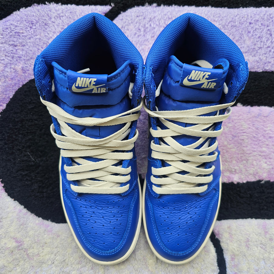 Air Jordan 1 High “Hyper Royal”
Size 10