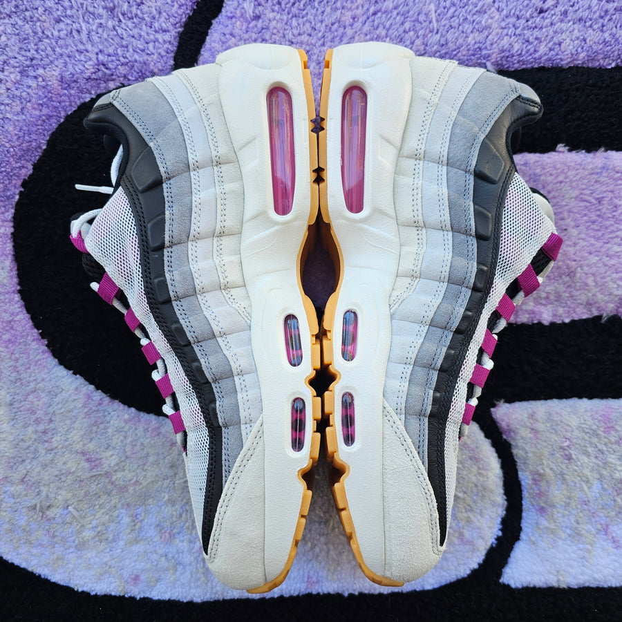 Nike AM95 SB “Cactus Flower” Size 10.5