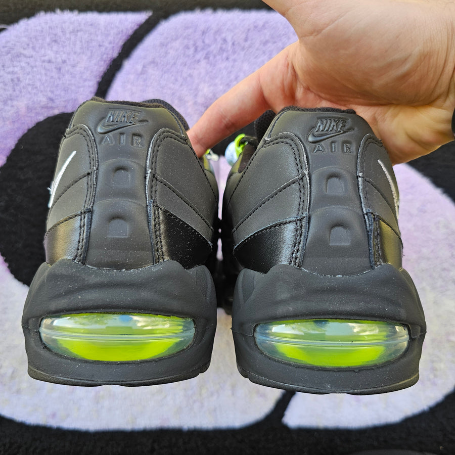 Nike AM95 Atmos “Harajuku” Size 10.5