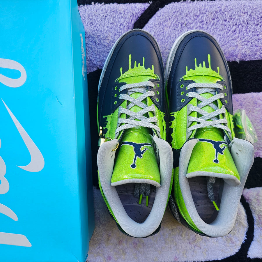 Air Jordan 3 “Doernbecher Hugo” Size 13