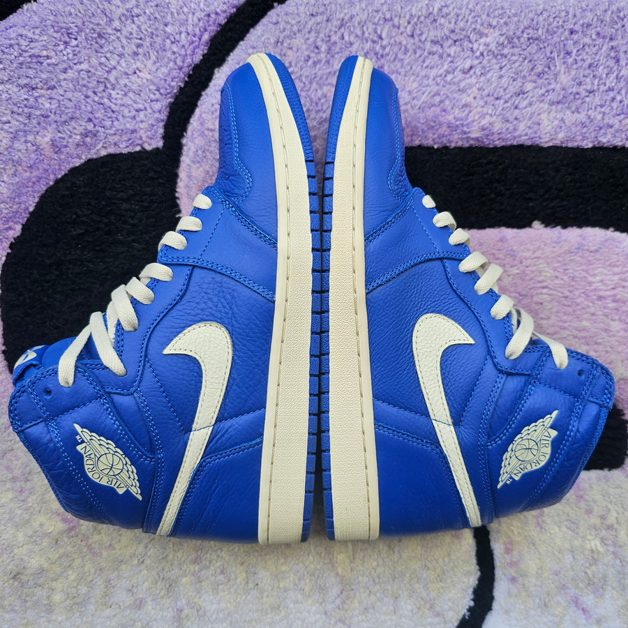 Air Jordan 1 High “Hyper Royal”
Size 10