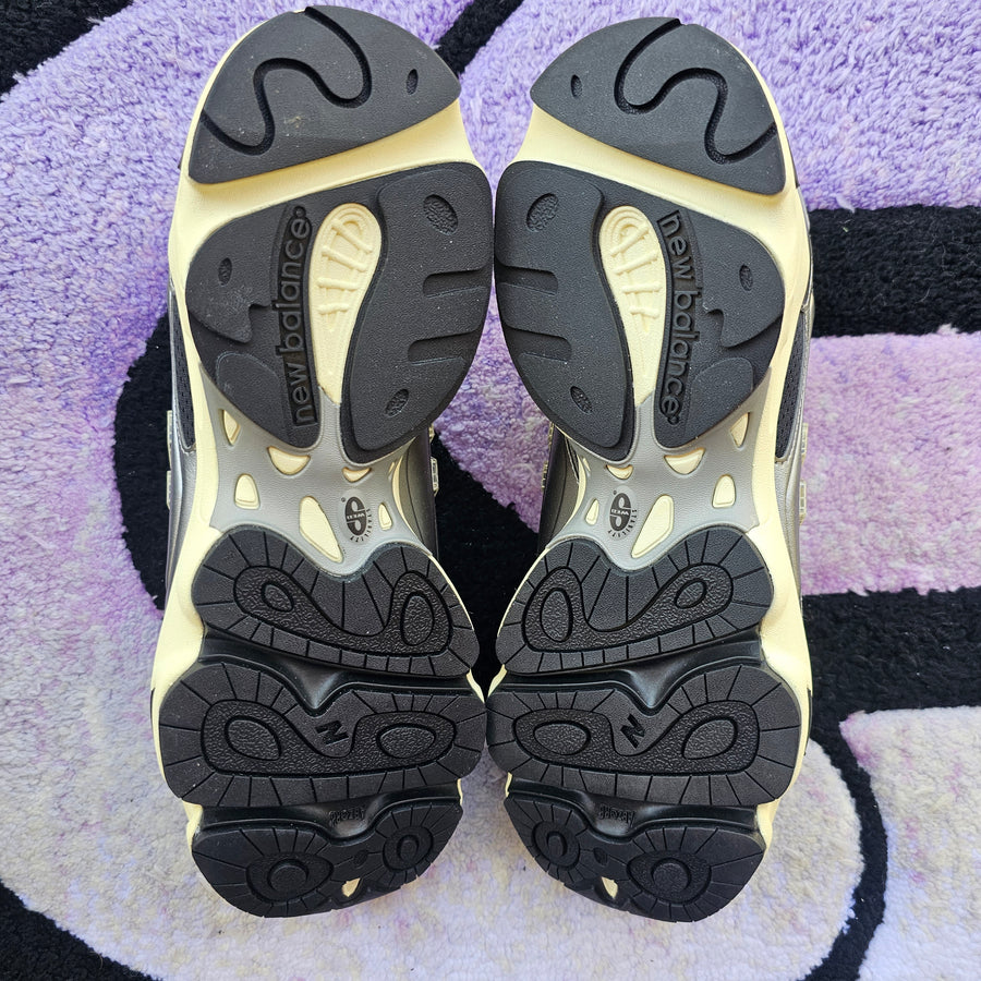 New Balance 1000 “Silver Metallic” Size 12