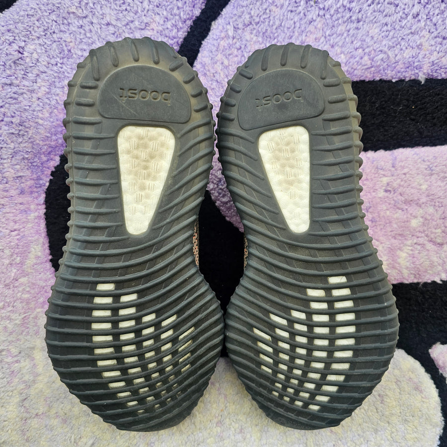 Adidas Yeezy 350 v2 “Carbon Beluga” Size 6.5