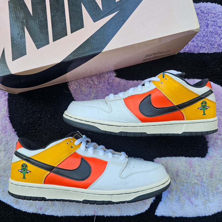 Nike Sb Low “Raygun” (White)
Size 10