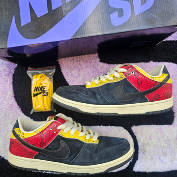 Nike Sb Low “Coral Snake” Size 9.5