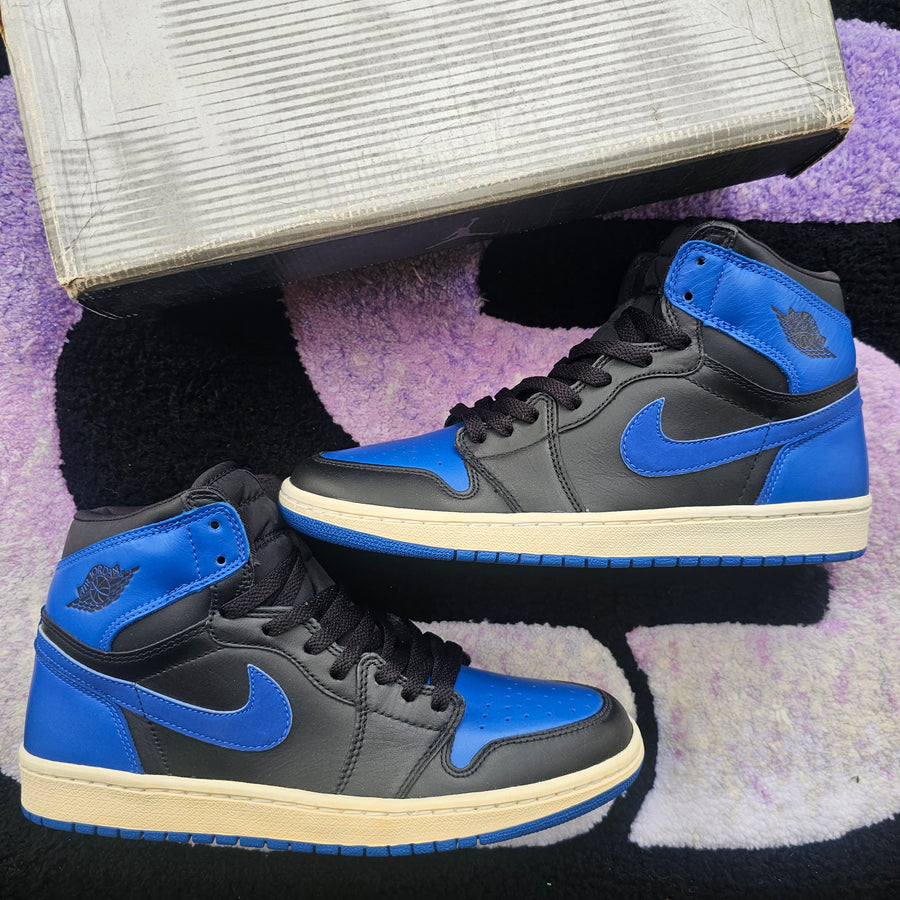 Air Jordan 1 “Royal” (2001)
Size 10