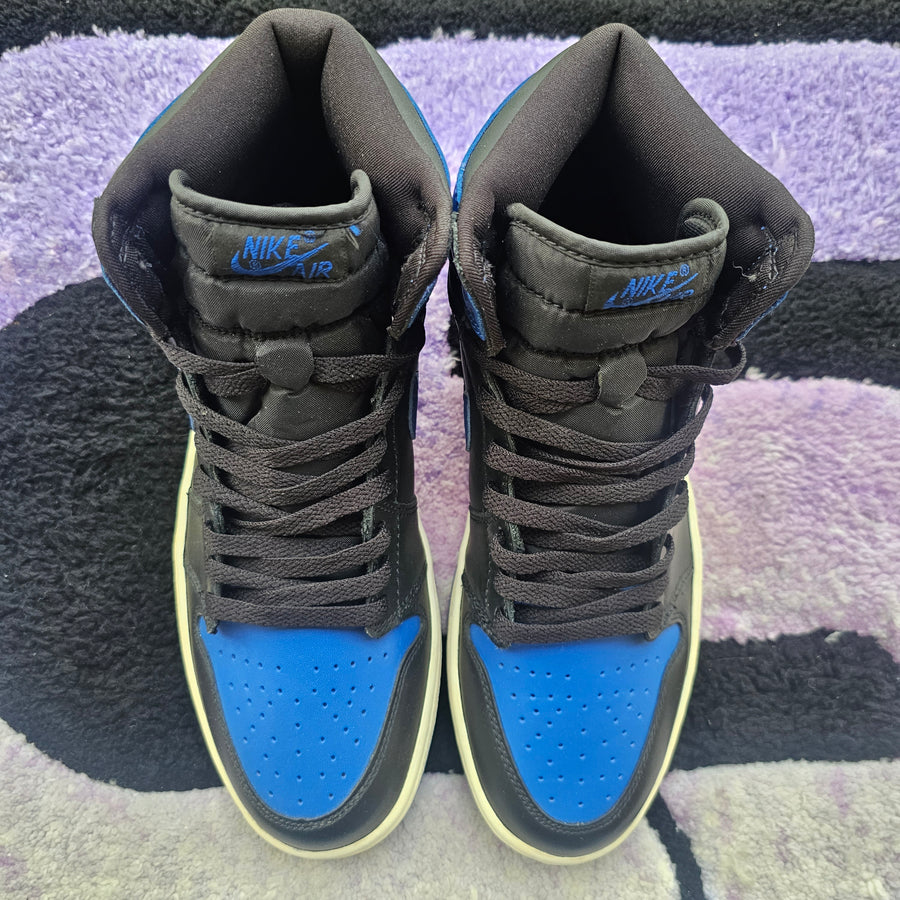 Air Jordan 1 “Royal” (2001)
Size 10