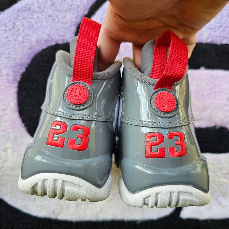 Air Jordan 9 Gs “Fire Red” Size 7Y