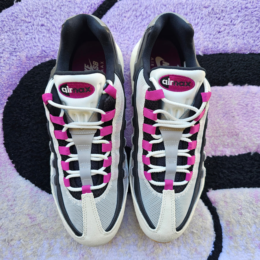 Nike AM95 SB “Cactus Flower” Size 10.5