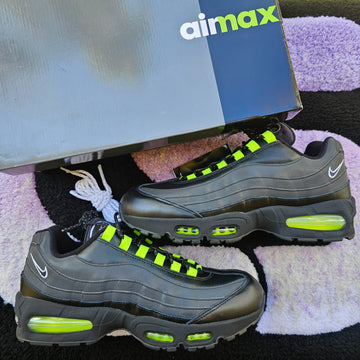 Nike AM95 Atmos “Harajuku” Size 10.5