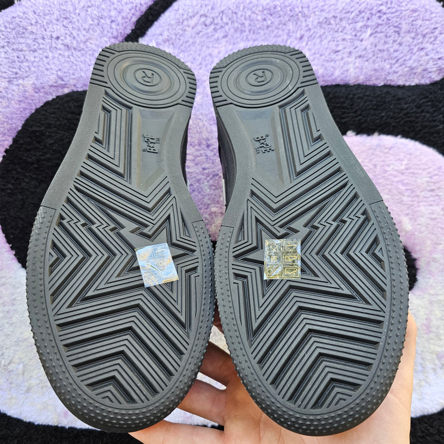 Bapesta Complex Con (1 of 100)
Size 11