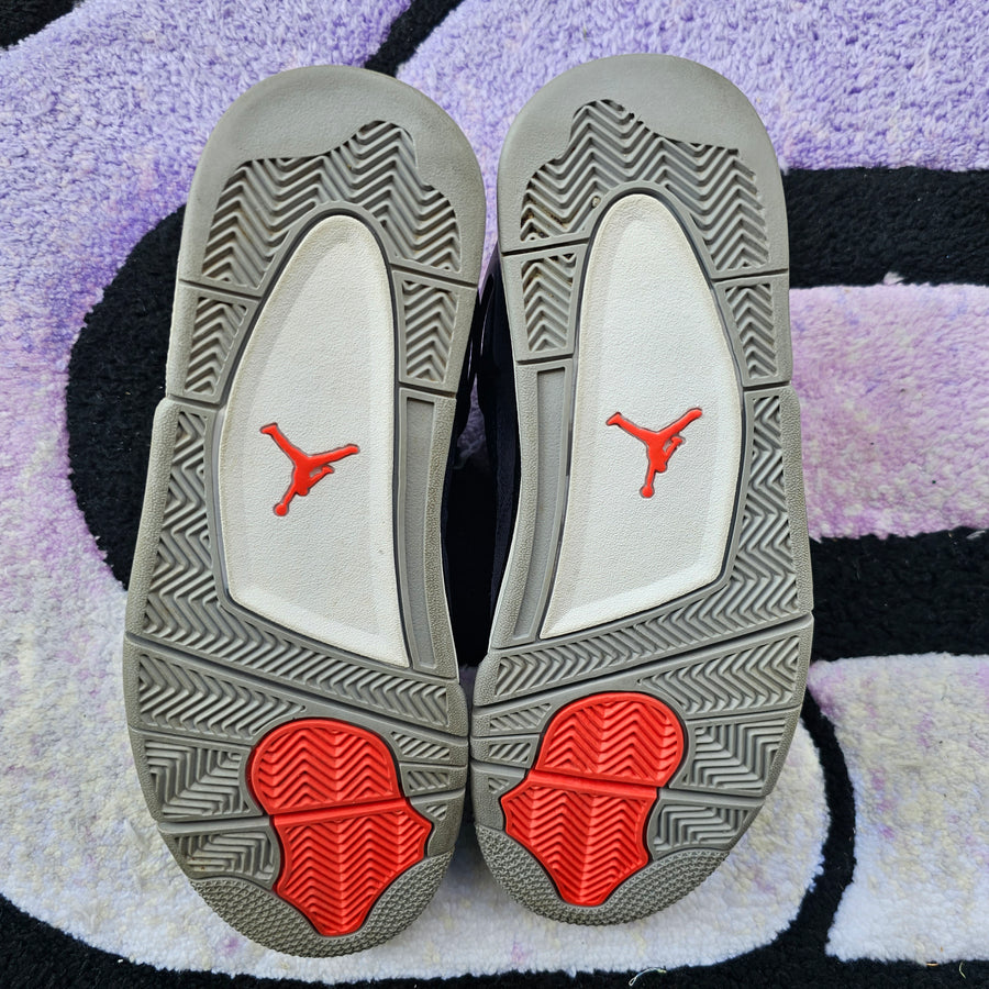 Air Jordan 4 “Loyal Blue”
Size 10.5