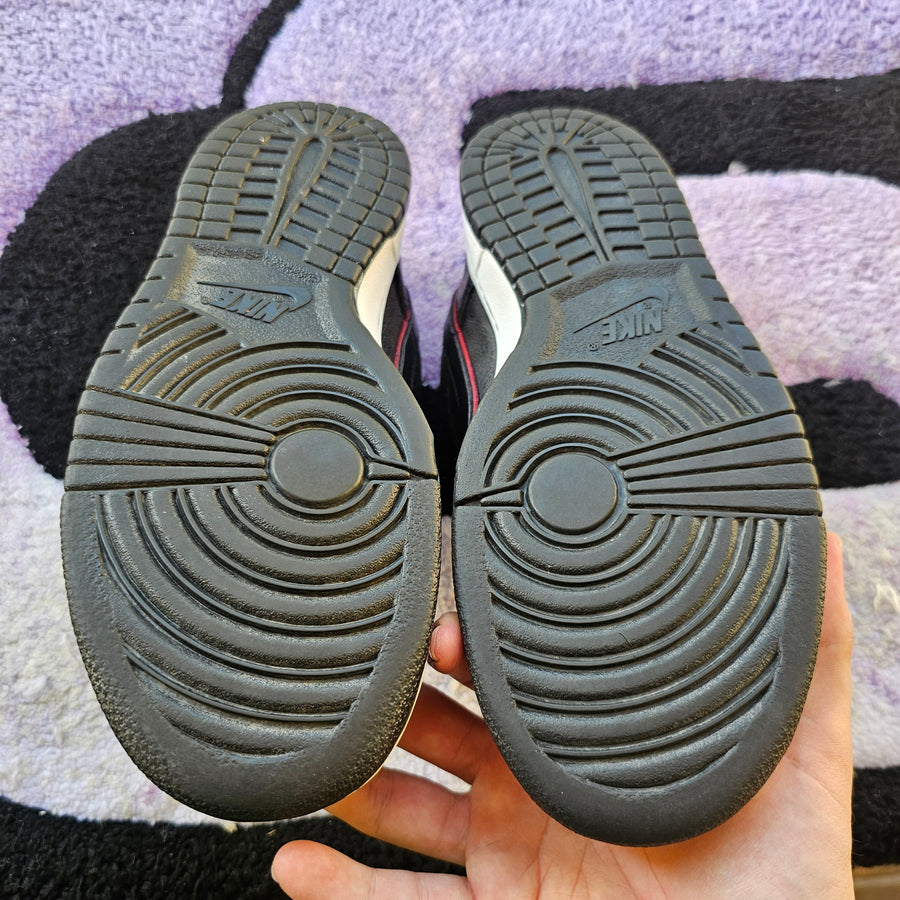 Nike Sb Low SAMPLE “Angels & Demons” Size 9 (1 of 24 ever made)