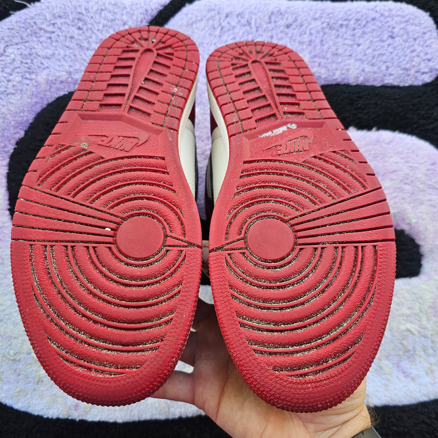 Air Jordan 1 “Bred Toe” Size 9.5